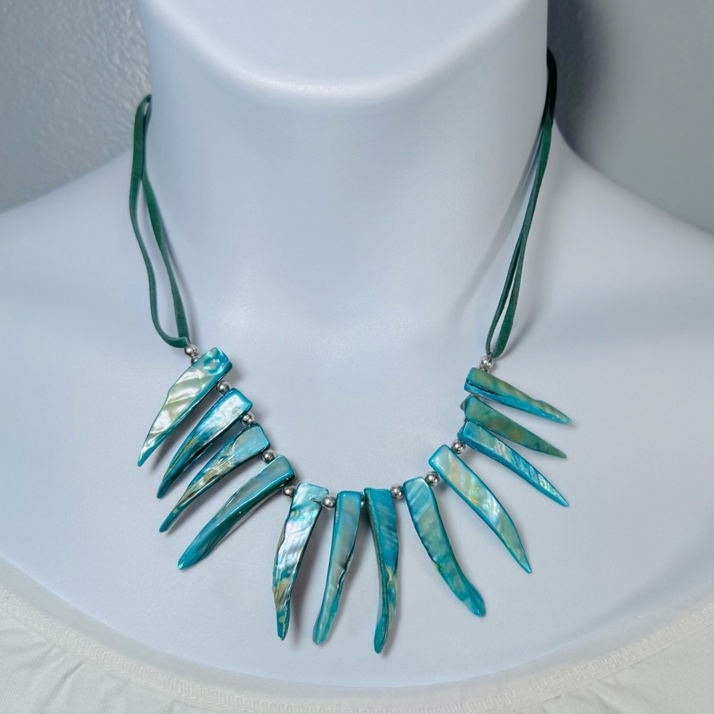 Turquoise Iridescent Shell Spike Statement Neckla… - image 3